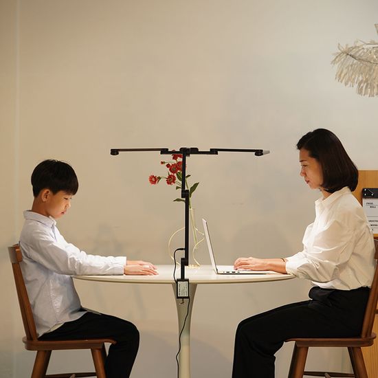 룩스베러 LED 삼성 시력보호 와이드 책상스탠드