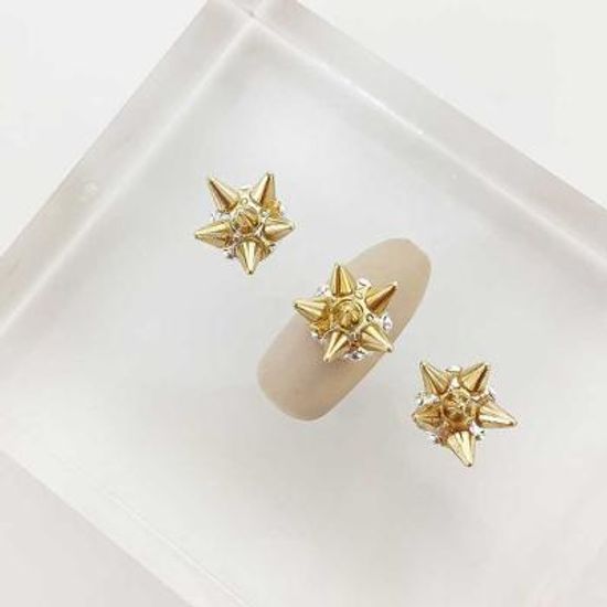 Woman bonita nail parts 큐빅메탈 3D스타 1개