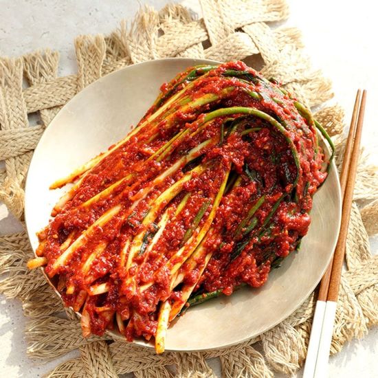 셰프애찬매콤 알싸한 국산 파김치 1kg+덤200g