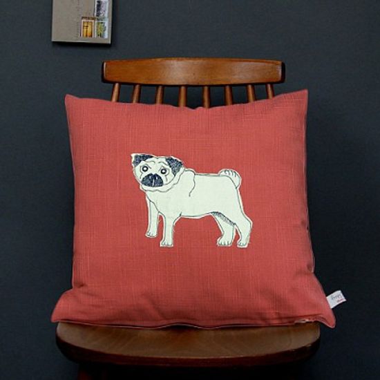 아플리케 쿠션커버-퍼그