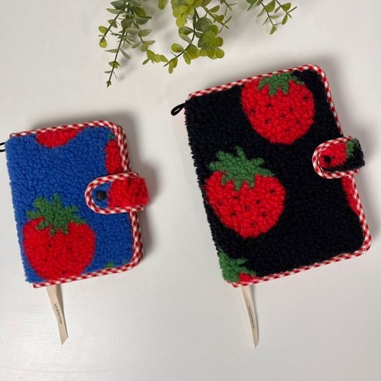 딸기뽀글이  북커버 다이어리커버