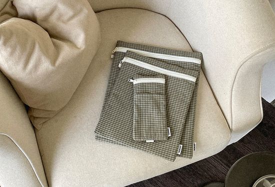 [KYOBO X OHMIK ]북 파우치 & 밴딩펜파우치 3종택