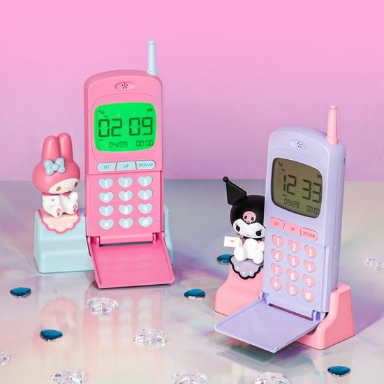 산리오 캐릭터즈 레트로 전화모형 디지털 탁상시계