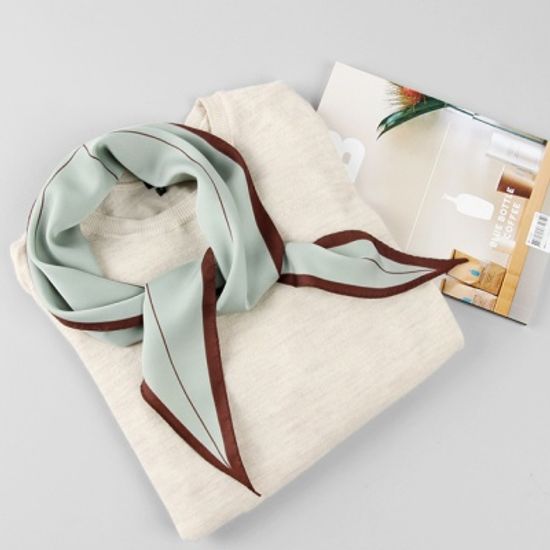 [베네]크로스 라인 마름모 스카프 Ⅱ