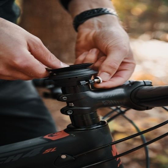 독일 피드락 진공 부착형 휴대폰 자전거 캡 거치대
