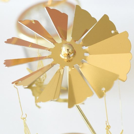 초를 켜면 회전하는 캔들 홀더