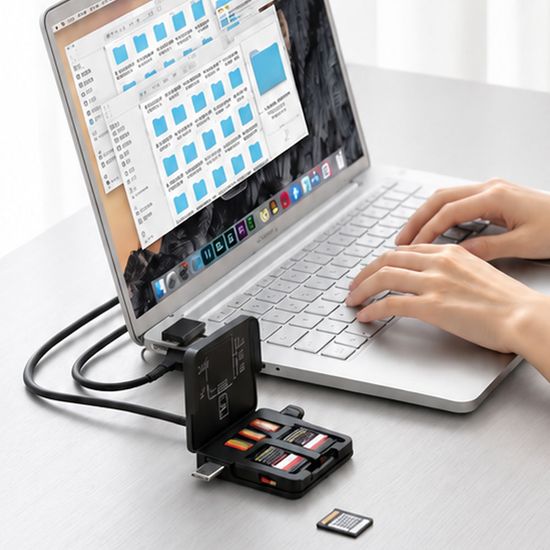 유니콘 6in1멀티카드리더기 메모리보관케이스 USB3.2 