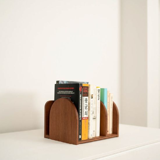 [각도와 커브] 미니 책꽂이 _ 도담 (Dodam)