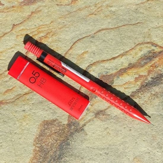 펜텔 0.5mm 샤프펜슬 스매쉬 레드+샤프심 set 한정판