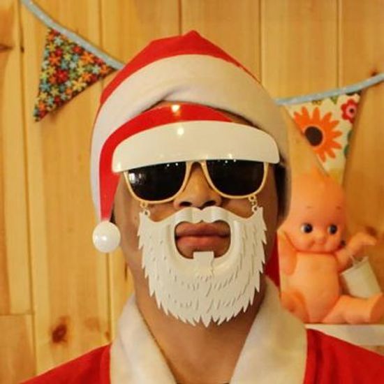 왕수염 산타선글라스