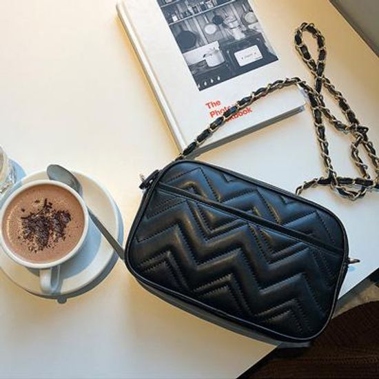 크런 클래식 체인 사각 미니 크로스백