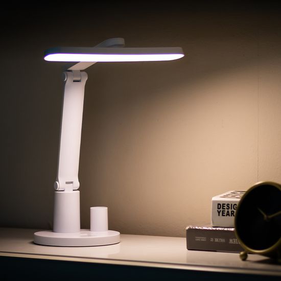 레토 블루라이트 차단 회전헤드 LED 스탠드 LLU-R20