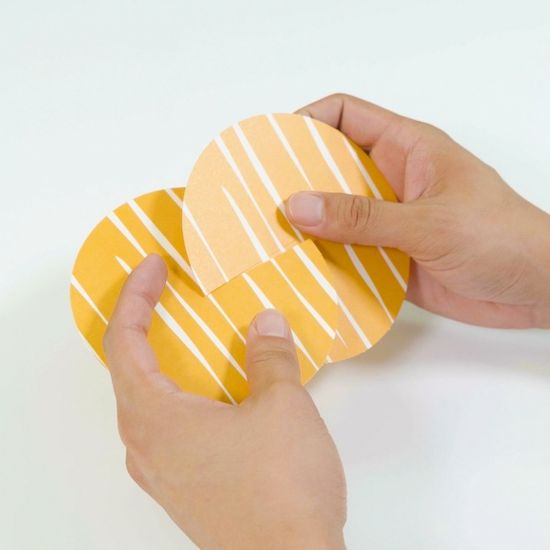 둥실둥실 달토끼 모빌