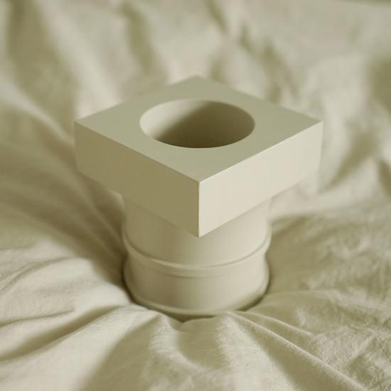 포스트 컬럼 펜슬홀더 - 샌디