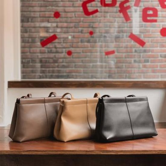 투투 두칸 클래식 숄더백 데일리 가방