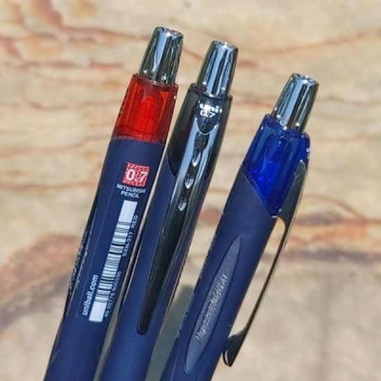 유니 제트스트림 0.7mm 메탈클립 유성볼펜 SXN-217