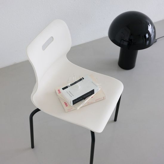 로이 플라스틱체어/포인트의자/디자인체어