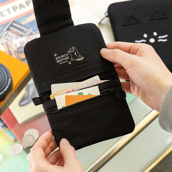 Brunch Brother 키티 소프트 카드지갑