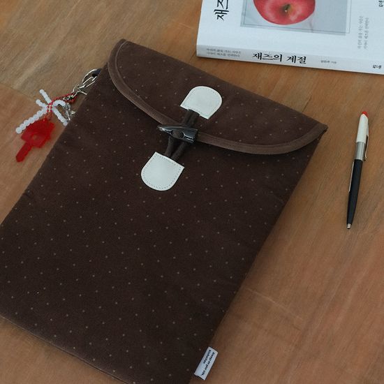 코듀로이 도트 토글 단추 북파우치