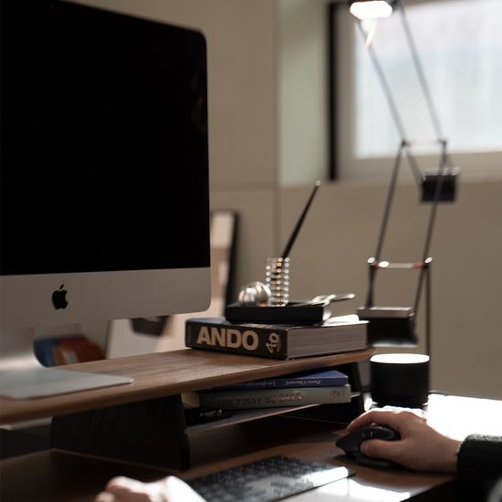 Ekeepment 원목 모니터 받침대 선반 싱글 월넛