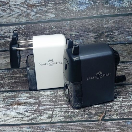 파버카스텔 강철 회전날+외날 장착 심조절 연필깎이