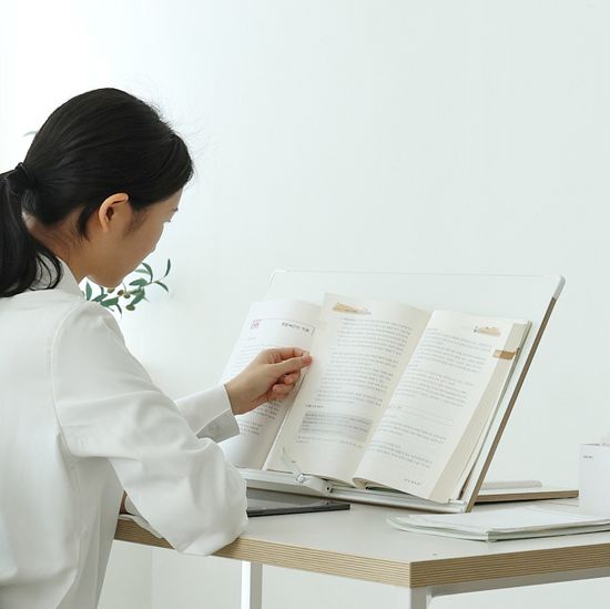 이룸 프라임 1단 필기 독서대 p600 화이트