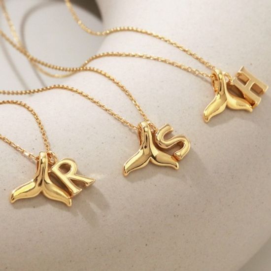 [선물포장] 행운의 고래꼬리 이니셜 옐로우 목걸이