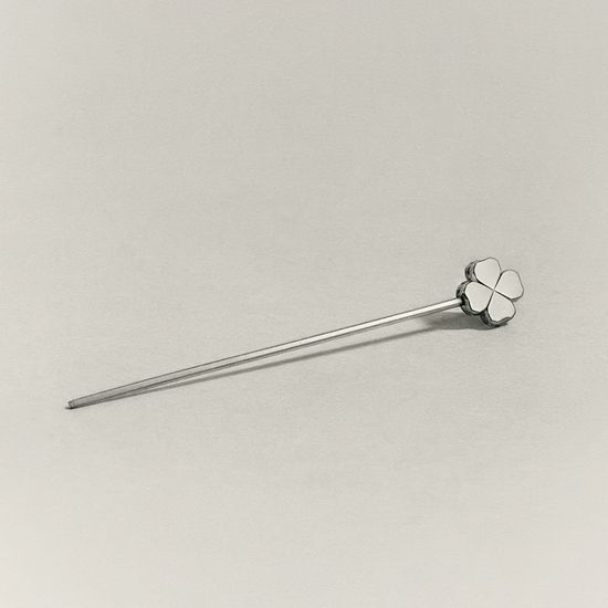 볼륨 네잎클로버 메탈 책갈피