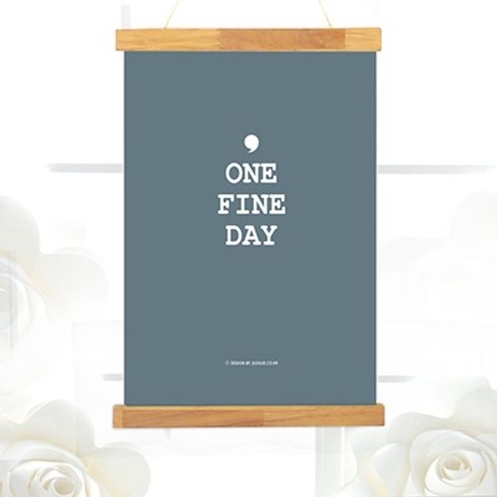ONE FINE DAY 패브릭포스터 M Size +행잉액자 set