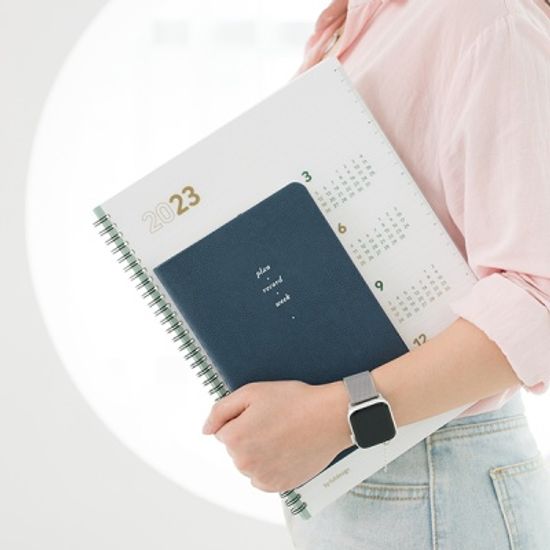바이풀디자인 생각보관함 미디움 주간 2023