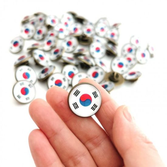 개천절 태극기 뱃지 경축일 브로치 배지 선물