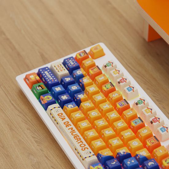 믹뜰란 유선 LED 기계식키보드 시이닷 X 아바로떼스베