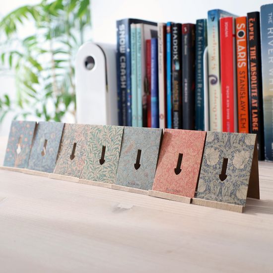 북키스 명화 카드 거치대