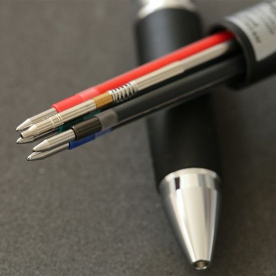 0.5mm 4색볼펜+0.5mm 샤프의 멀티펜-미쓰비시 유니 제트스트림 4&1 MSXE5-1000-05