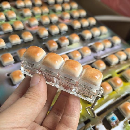 피젯 키보드 캐러멜빵 딸깍이 톡톡이 키캡 토이 키링