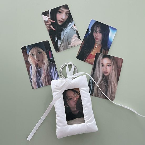 Moment Keyring - White / 액자형 키링