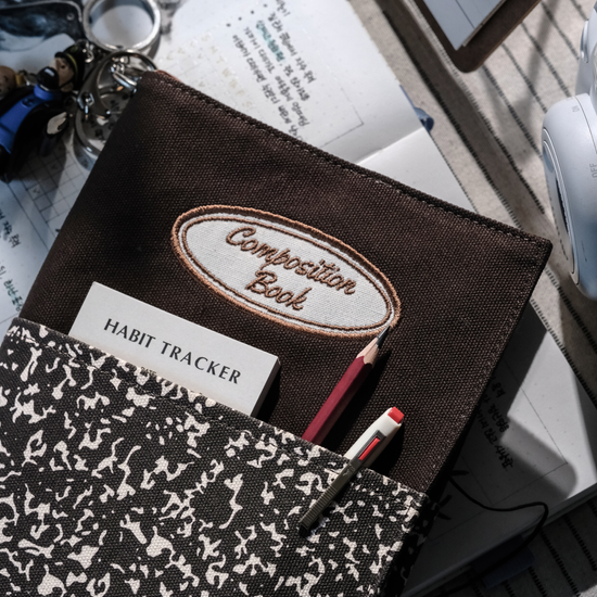 [교보문고X컴포지션스튜디오] 포켓 북커버 브라운