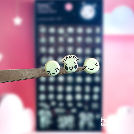 퍼니스티커 69-01.2 야광 스마일 2 캐스팅 스티커