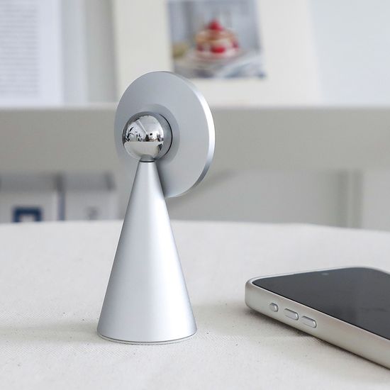 실버 탁상용 각도조절 마그네틱 핸드폰 거치대