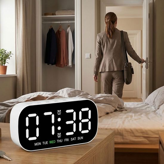 지니큐 LED 무소음 전자알람시계 온도 날짜 시간 탁상