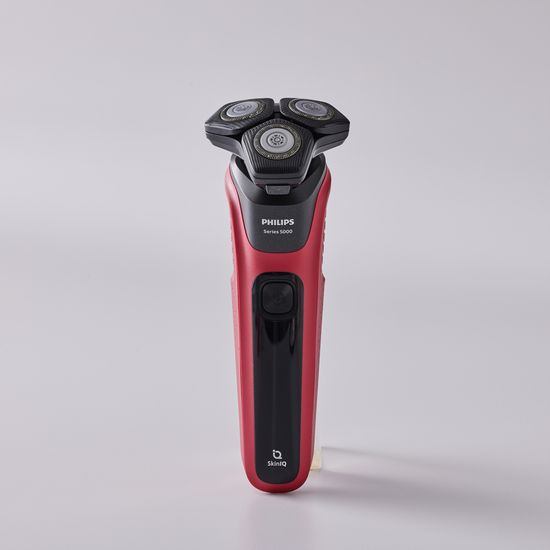 필립스 SkinIQ 5000시리즈 남성 전기면도기 S5583