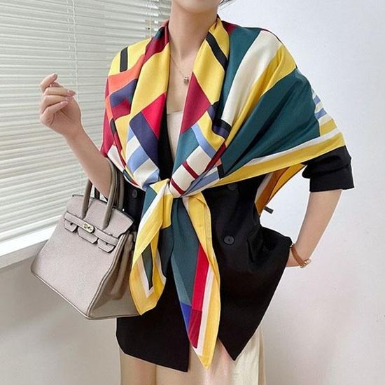 [애슬릿]여성 배색 기하학 정사각 미니 쁘띠 스카프