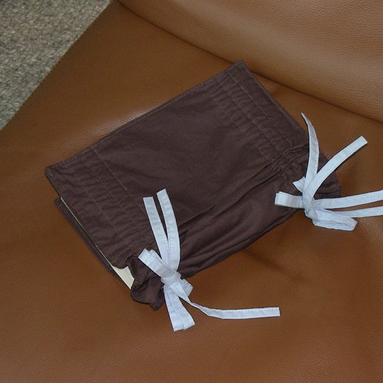 드로우스트링 북커버 - 브라운