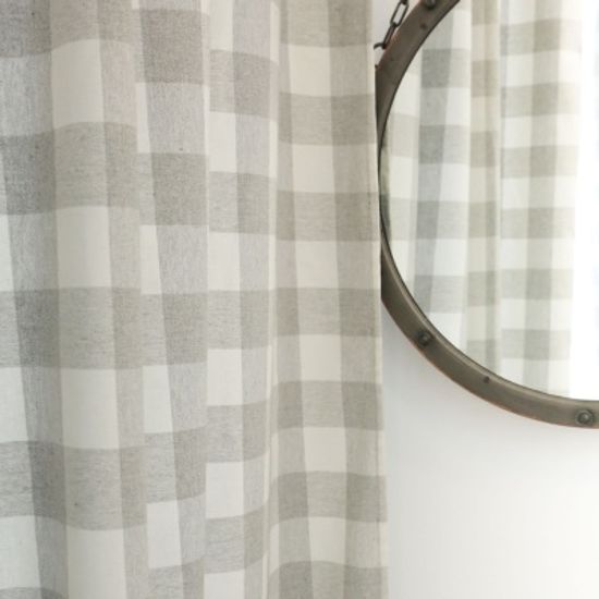 촉감 좋은 빅 체크 암막 커튼