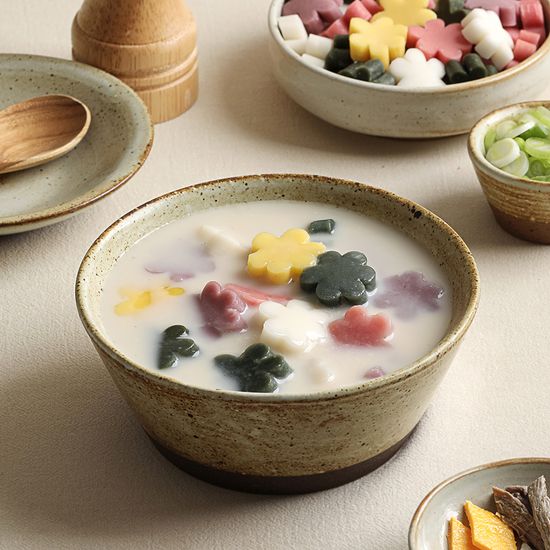 [100%국산!] 햅쌀로 만든 오색 꽃떡국떡 500g