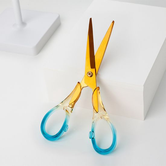 가위_데이라이트