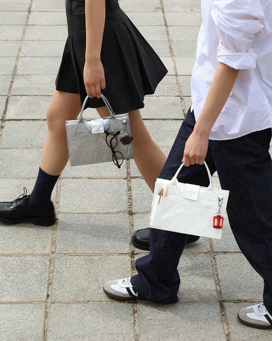 북 메이트 북 커버백_화이트 L (민음사 세계문학전집)