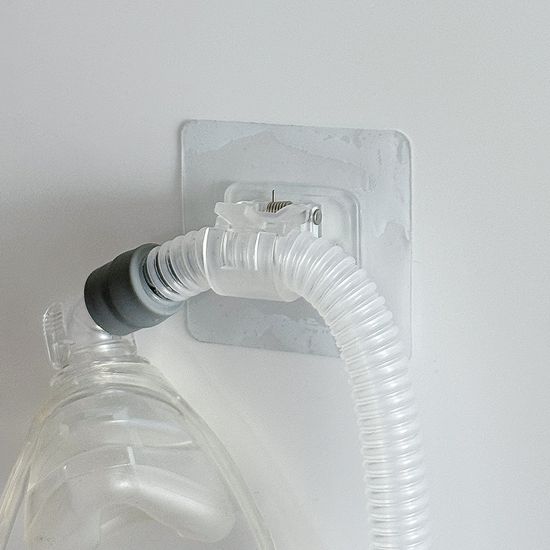 부착식 투명 양압기 호스 거치대 2p