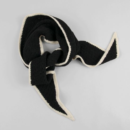 [베네]폭신 라인 마름모 머플러