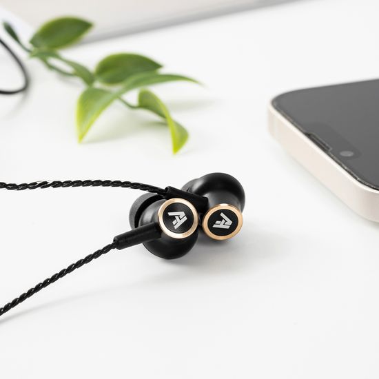 C타입 티타늄 드라이버 게이밍 유선 이어폰 AW111C